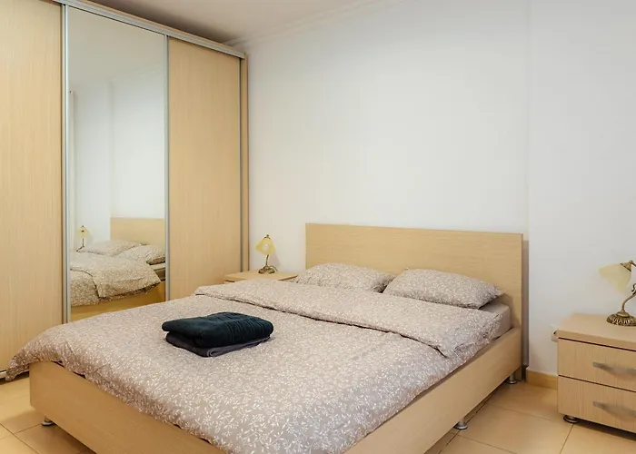 Close To The House Of Parliament And Old Town * Bukurešť