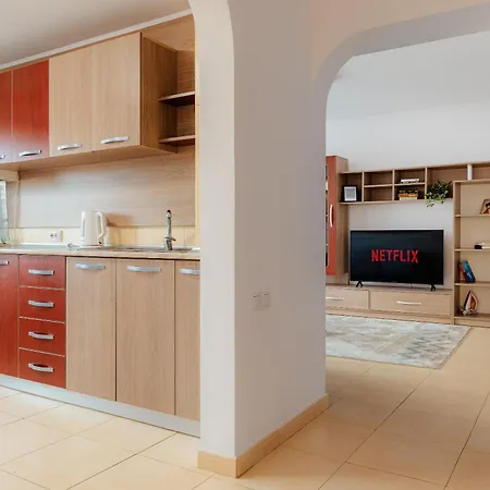 Appartement Close To The House Of Parliament And Old Town