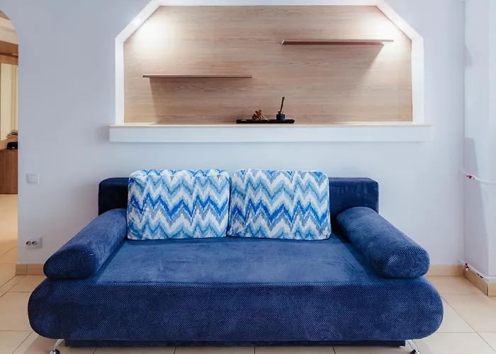 Close To The House Of Parliament And Old Town